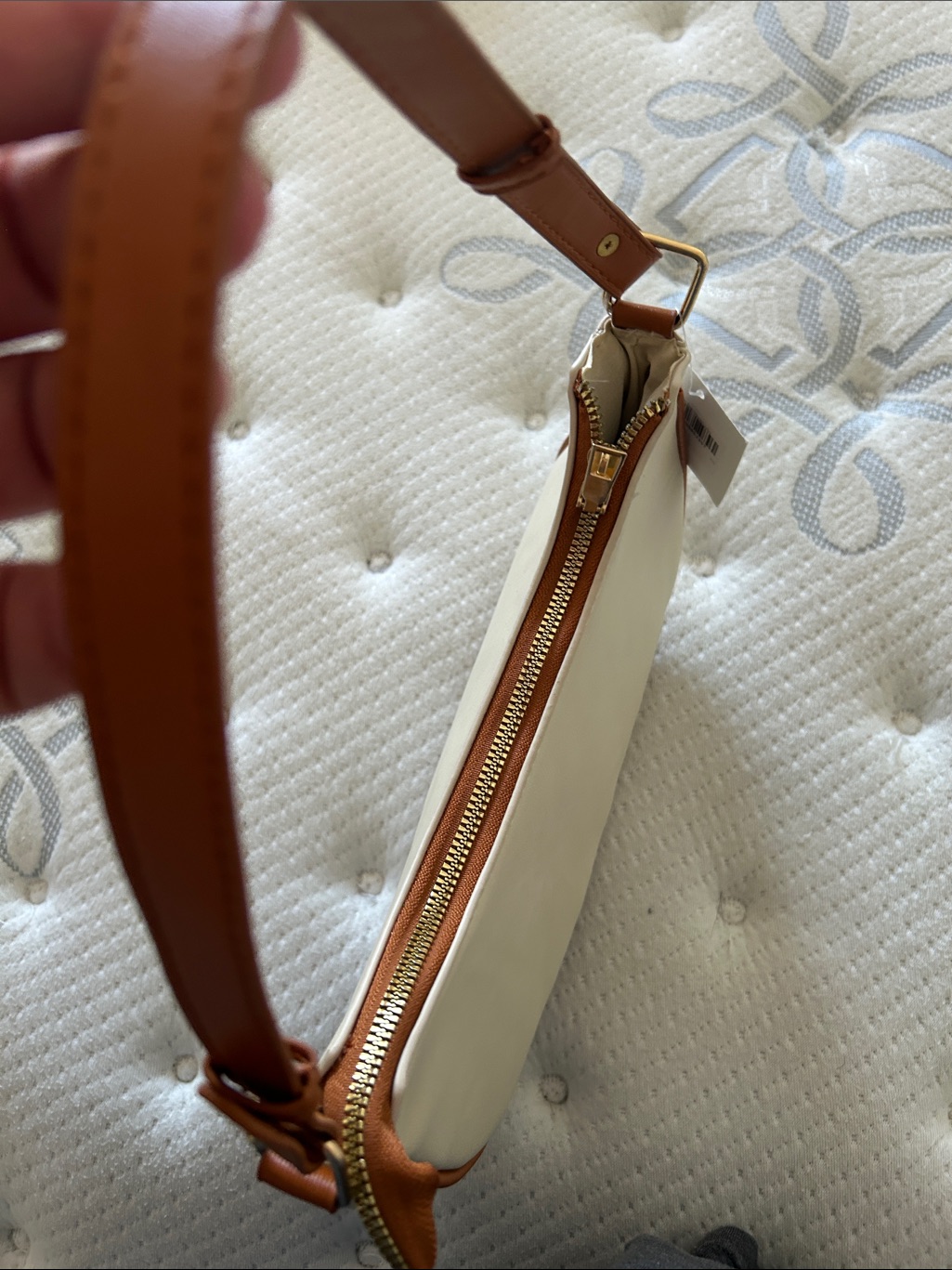 Cream Shoulder Bag With Tan Trim And Strap — image 6 of 7